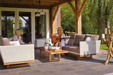 Affordable Ways to Update Your Outdoor Living Space for a Stylish Refresh