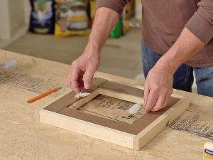 How to Build a Wooden Photo Frame for Your Living Room – Step-by-Step DIY Guide