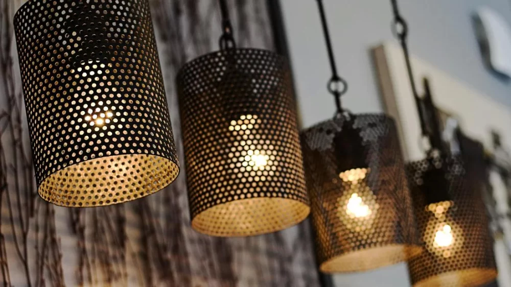 How to Install a New Light Fixture in the Hallway: A Step-by-Step Guide for DIY Success