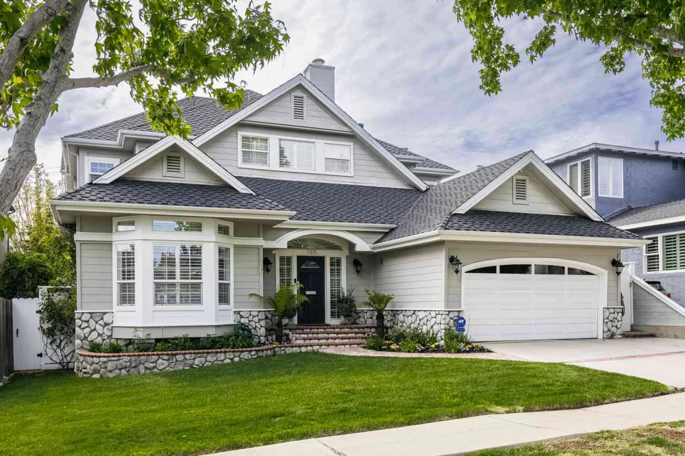 Affordable Ways to Update Your Home’s Exterior Lighting for a Fresh Look
