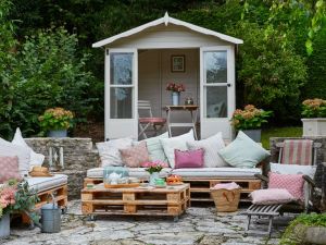 Creative and Practical DIY Outdoor Patio Furniture Projects for Your Backyard